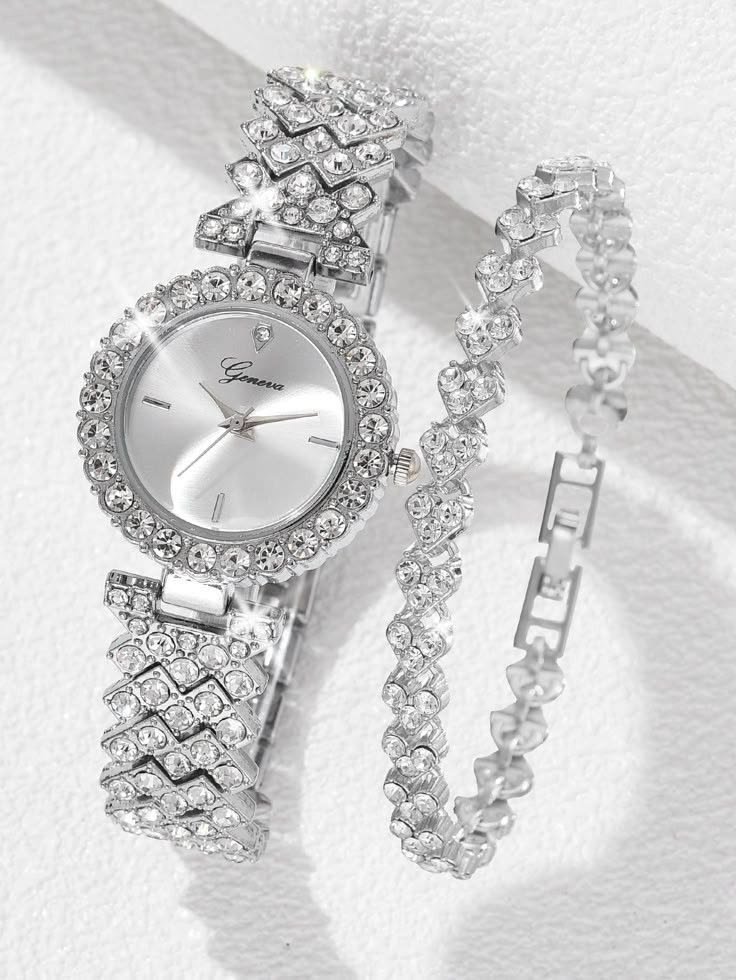 RÉVÉLIAA — ÉCLAT DIAMOND WATCH & BRACELET SET