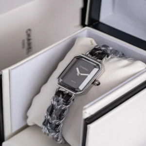 RÉVÉLIAA Première Iconic Chain Watch (Silver & Black Edition)